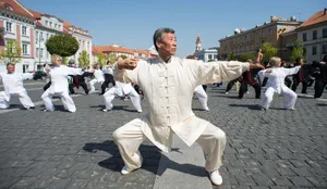 qigong-practice-Vilnius-Lithuania.jpg